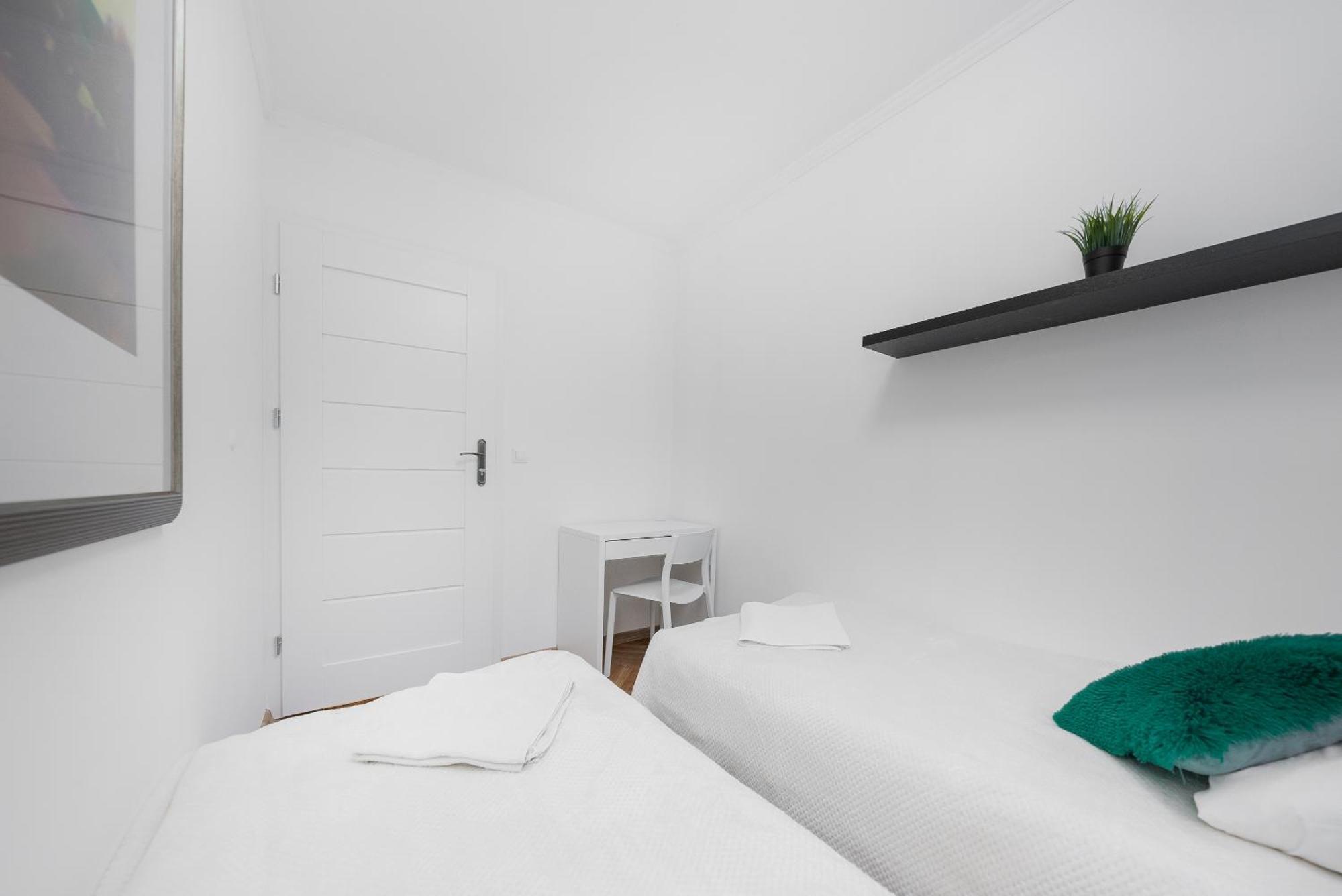 Mgr W Samym Centrum Warszawy By Metro Rondo Onz - Super Bed Year23 * Warszawa